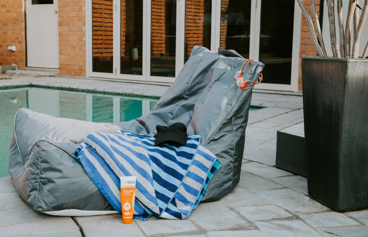Water chair charcoal floating pool bean bag